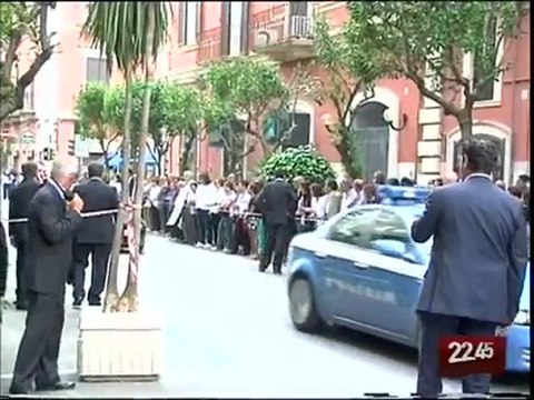 TG 23-06-09: BERLUSCONI ACCUSA D'ADDARIO PILOTATA