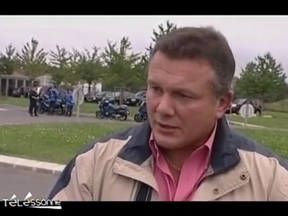 Prise d'otage à Fleury-Mérogis: Un surveillant réagit!