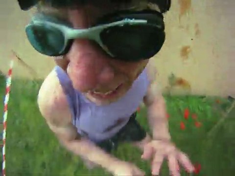 Maxime Renard s'en prend plein la gueule...