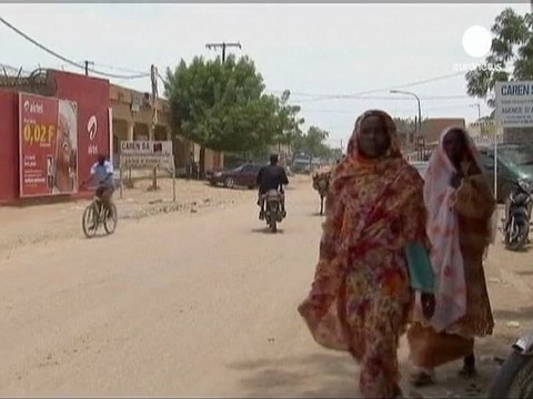 Interpol: ordine d'arresto contro Gheddafi e figlio