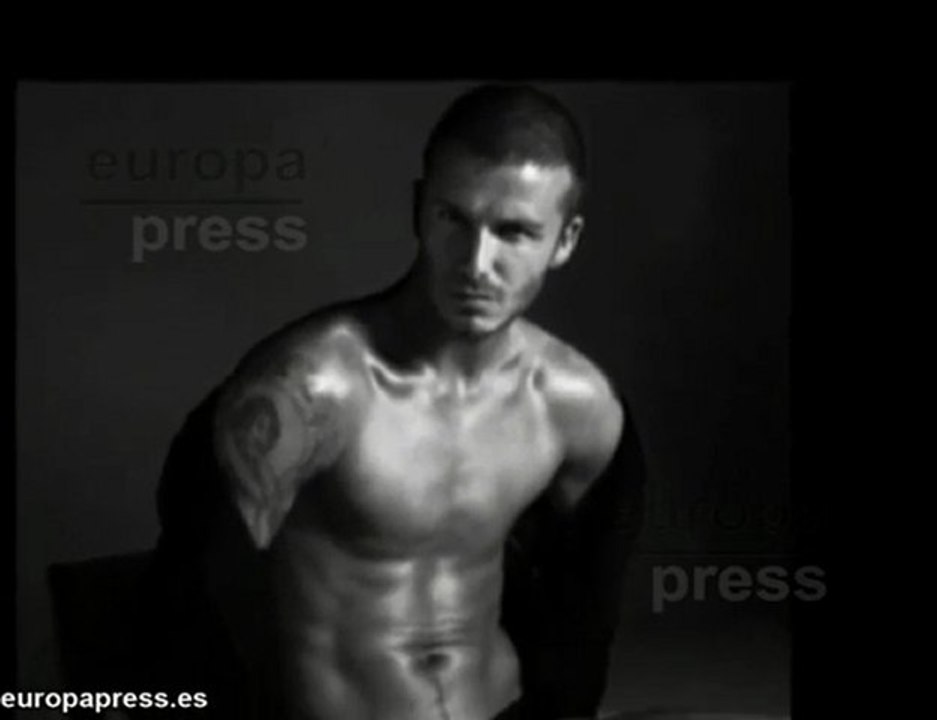 Rihanna nueva imagen de Emporio Armani