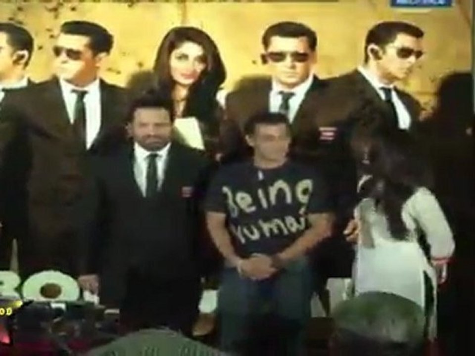 Hot & Sexy Kareena Kapoor & Salman Khan At Promo Launch Of "Body Guard"