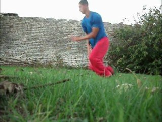 le cork ( coup de pied a la lune vriller ).