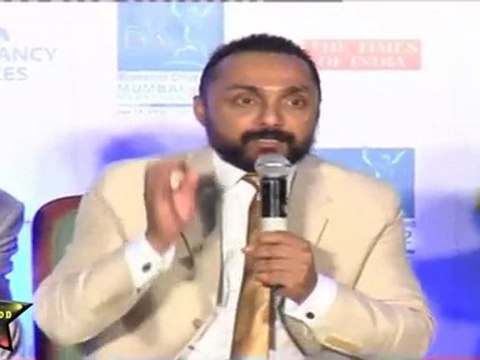 Rahul Bose At Ninth Mumbai Marathon 2011 Registration