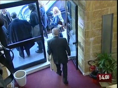 TG 31.12.09 Colpo di scena, Emiliano non è più disponibile alle primarie