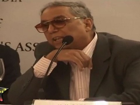 KHAZANA FESTIVAL GHAZALS WITH PANKAJ UDHAS 03