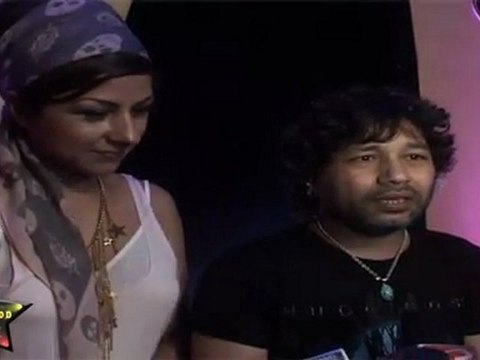 Hard Kaur & Kailash KHer With Participants Of Voice Of McDonald Singing Show