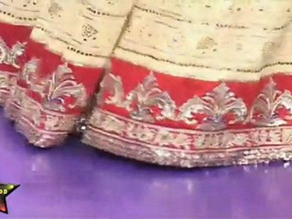 Very Hot Firoz Gujral In A Beautiful Indian Traditional Lahanga At IIJW 2011