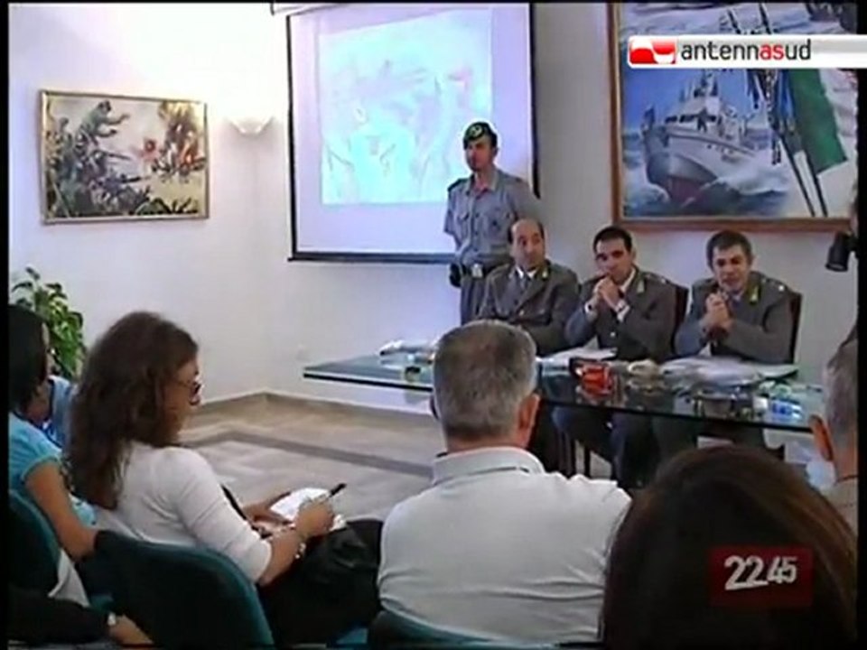 TG 24.06.10 Arsenale in una masseria, sequestro della Gdf di Lecce