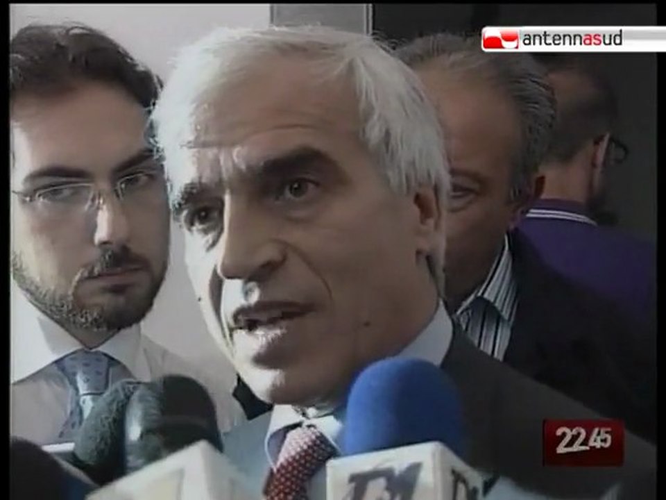 TG 21.07.10  Palese: "un governo regionale incapace di gestire la salute dei pugliesi".