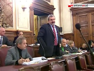 Download Video: TG 24.11.10 Consiglio comunale di Bari, è scontro in aula