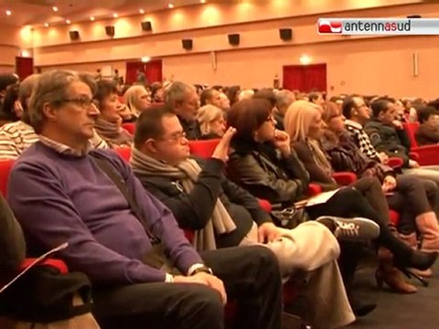 TG 21.12.10 Concerto della Guardia di Finanza, la musica per la solidarietà