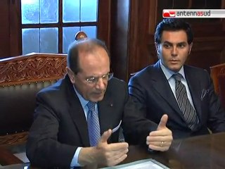 TG 28.12.10 Schittulli: "Anche per il 2011, il lavoro prima di tutto"