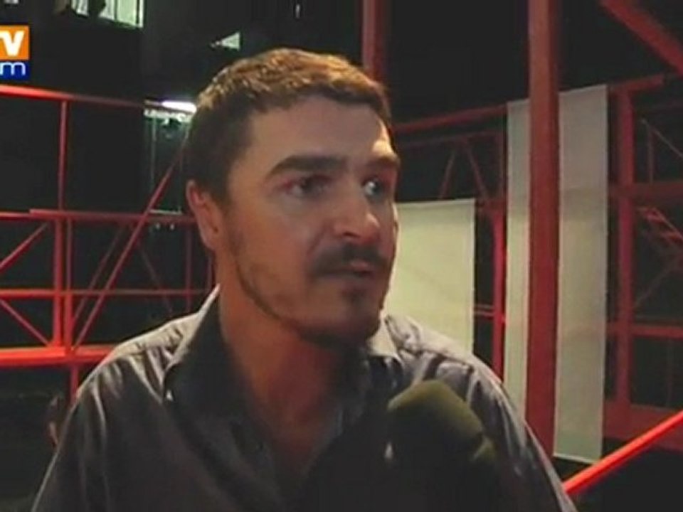 Des jeunes de banlieue jouent 11 septembre 2001