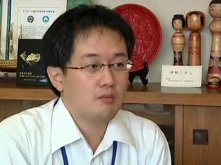 Japanese town struggles to rebuild