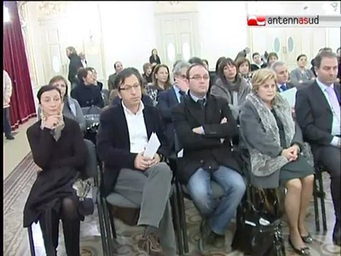 TG 19.01.11 700 bambini al teatro Petruzzelli ospiti di Gas Natural