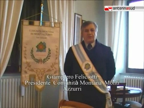 TG 19.02.11 Risparmio energetico, il Petruzzelli di Bari si illumina di meno