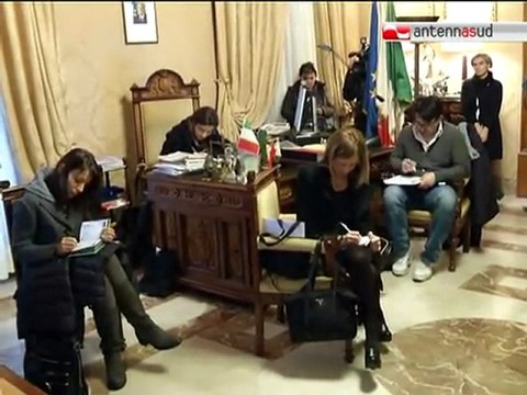 TG 01.03.11 Emiliano su edilizia giudiziaria: Il Governo ci regali il Bonomo