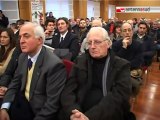 TG 10.03.11 Inchiesta sanità in Puglia, Di Pietro difende Vendola