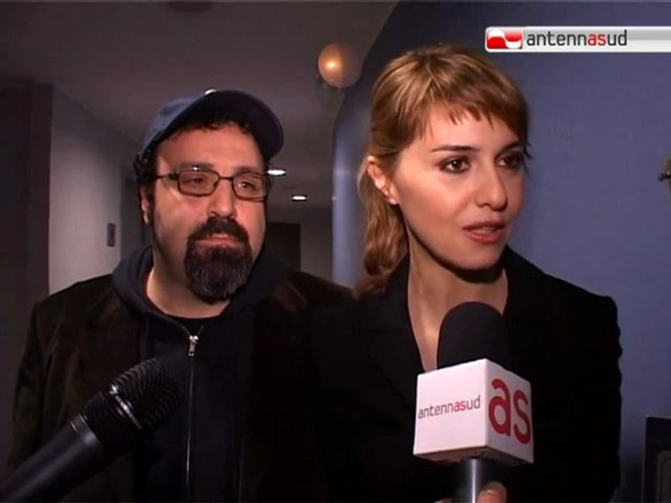 TG 21.03.11 Per il film "Nessuno mi può giudicare" a Bari gli attori Cortellesi e Papaleo