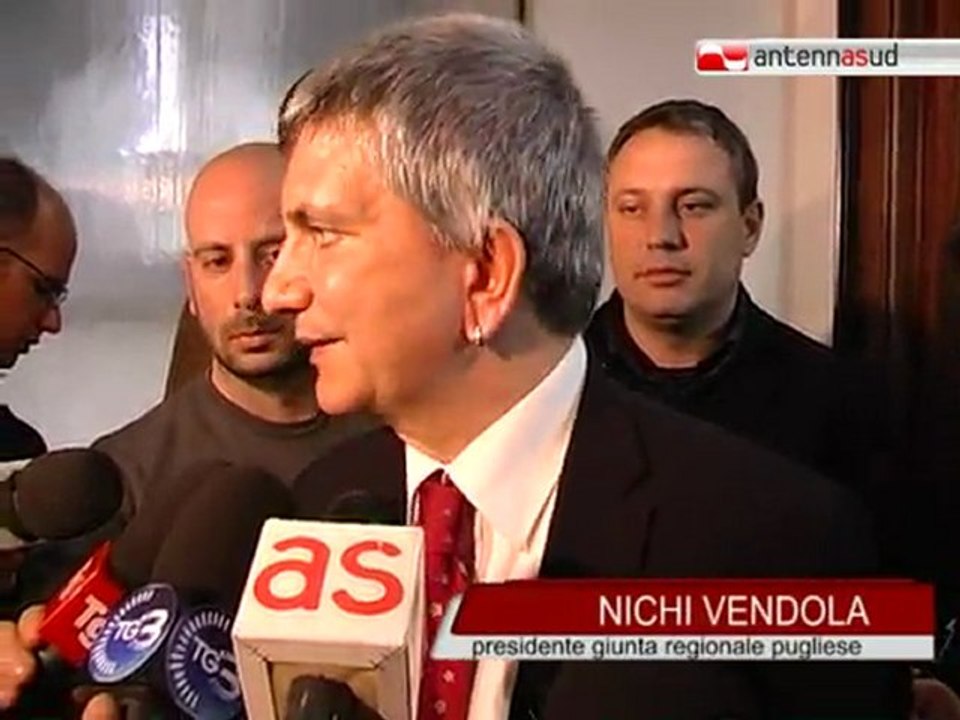 TG 30.03.11 E' caos immigrati e Mantovano si dimette