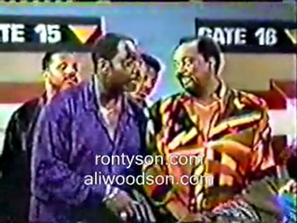 The Temptations appear on the television show "Getting By"