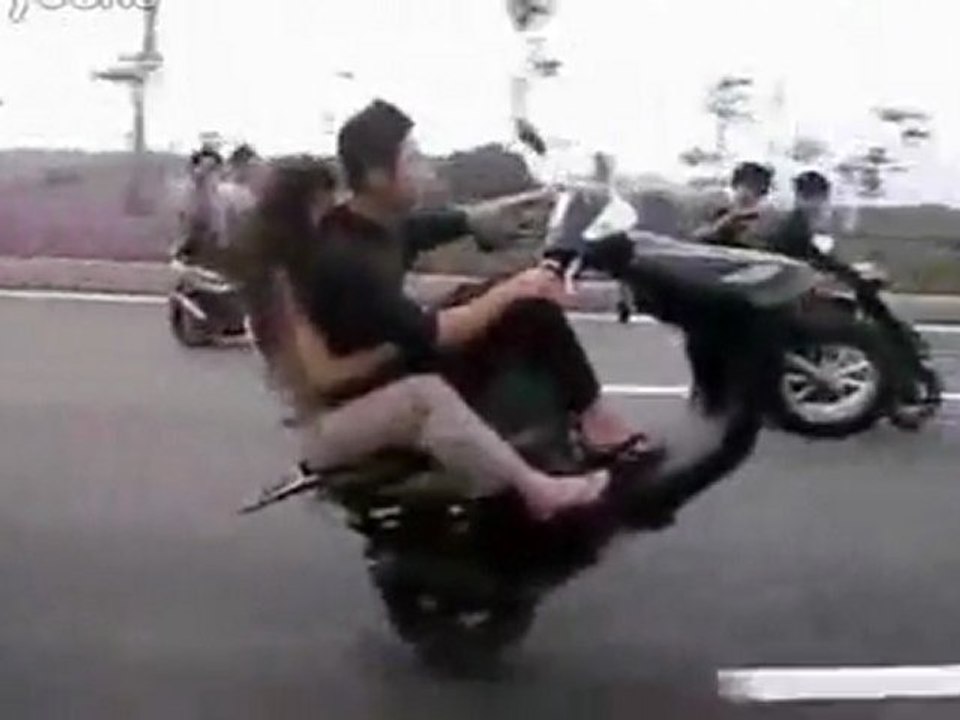 Conduire Sohn Roller Like a Boss