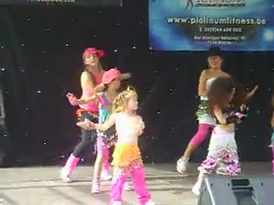 Zumba à binche le 10.08.2011 Malicia