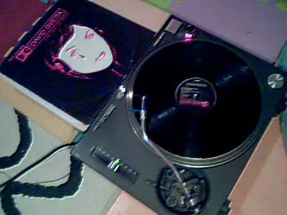 David Guetta - Love don't let me go (2002)