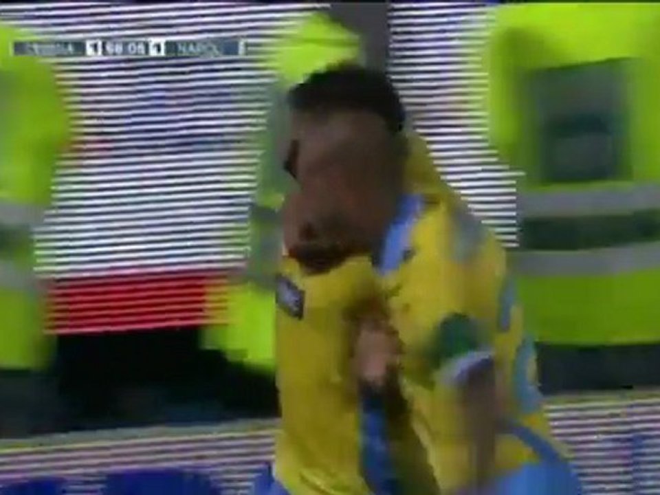 Neapel gewinnt zum Auftakt