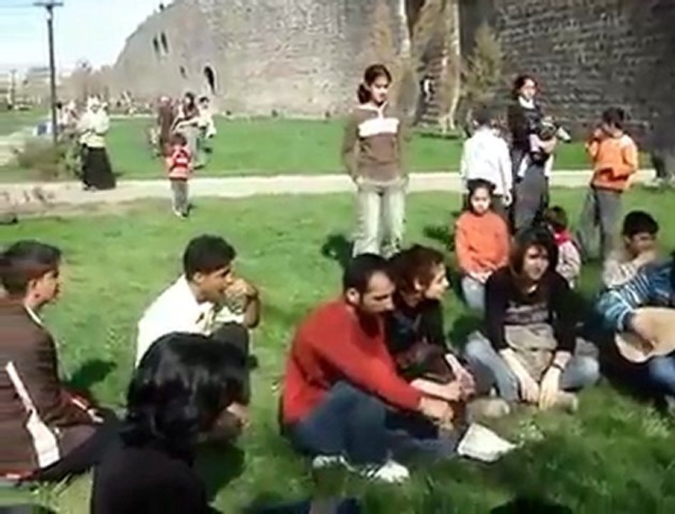 GENÇLER SÜPER yetenekler süper kürtçe klipler @ MEHMET ALİ ARSLAN Videos