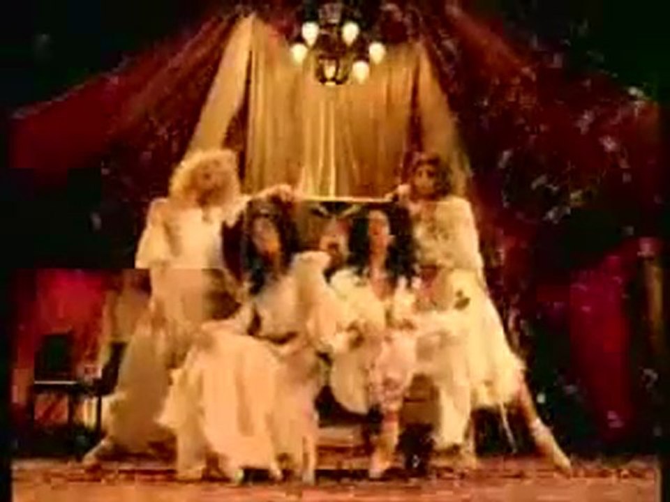 Hepsi - Olmaz Oğlan (Klip -  2005)