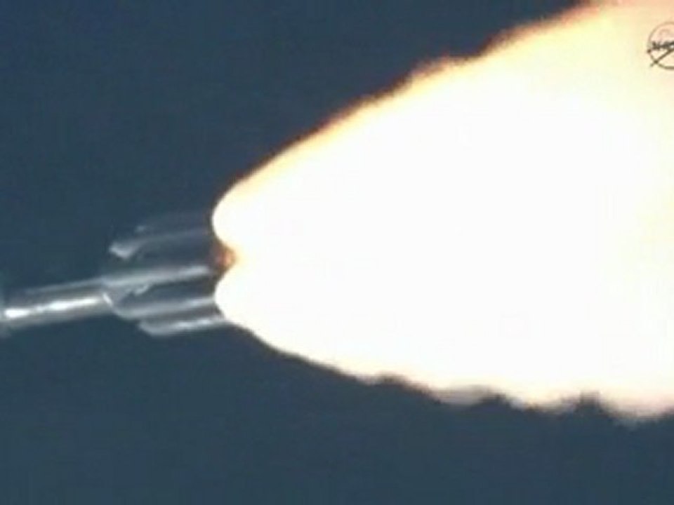 NASA launches robotic moon probes