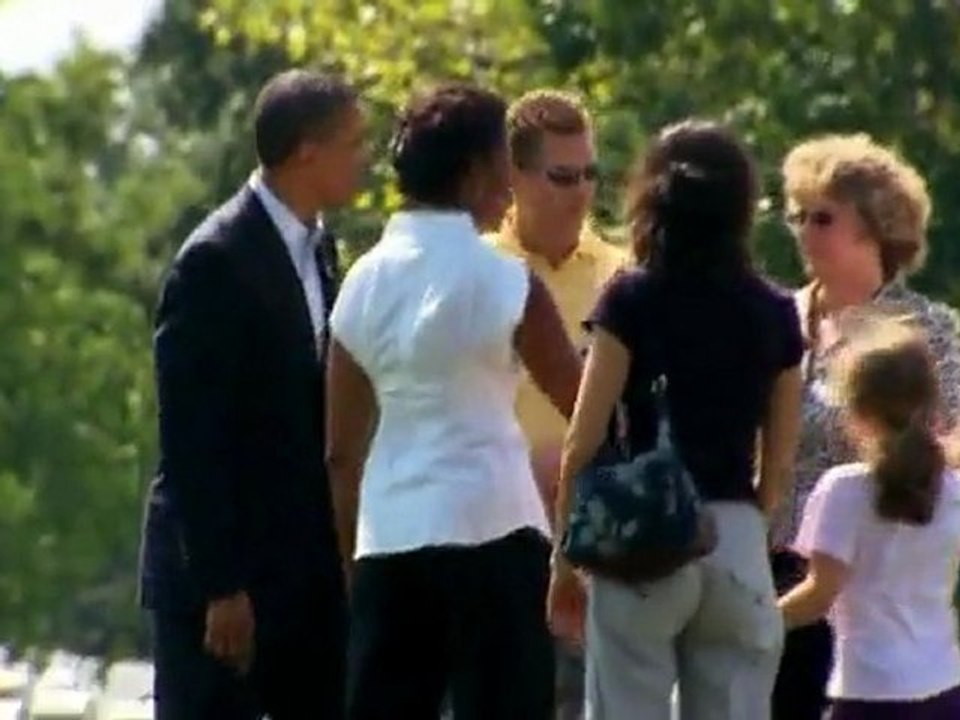 Obama honors fallen soldiers