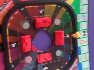 Hasbro : Simon, Bop it et Monopoly Live pour noël