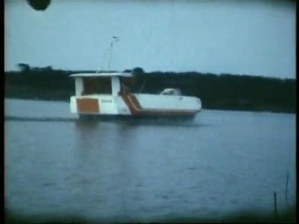 Essais de la maquette MN2 (N500) sur le Lac d'Hourtin