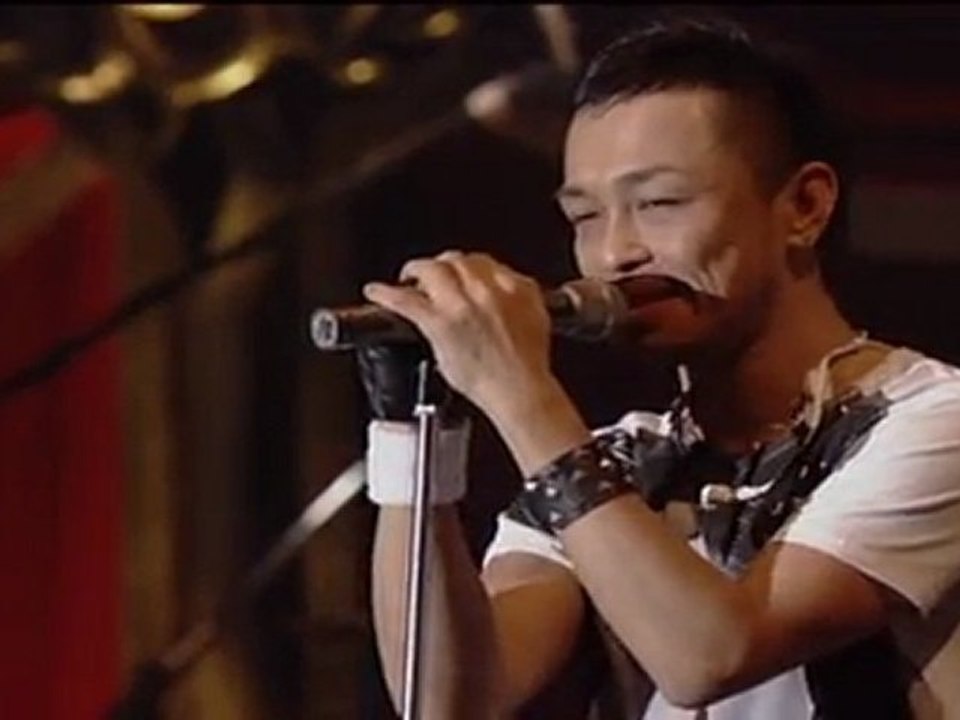 Ayumi Hamasaki CDL 2009-2010 - Ayu ballerina