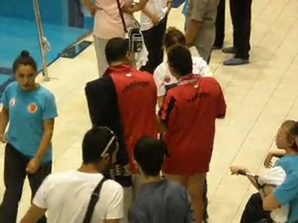 İstanbul Yeditepe Engelliler Spor Kulübü olarak katıldığımız Bedensel Engelliler Türkiye Yüzme Şampiyonasında sporcularımızdan Onur Furkan GÖKÇENOĞLU; Serbest 50 mt'de Türkiye İkincisi (Gümüş Madalya), Kurbağalama 100 mt'de Türkiye