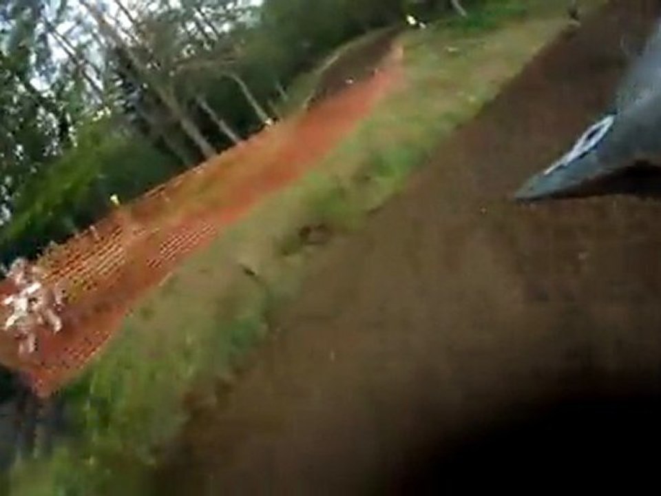 Essais solo B 125 2 tps 250 4 tps RAMONCHAMP Moto cross 11/09/2011 Caméra embarquée