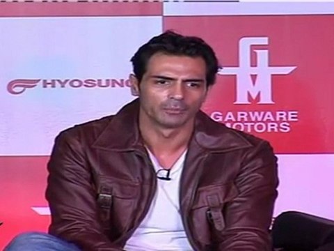 Dashing Arjun Rampal Launches First Hyosung Super Bike In India