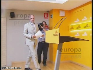 Ridao lamenta que se quemara foto del Rey