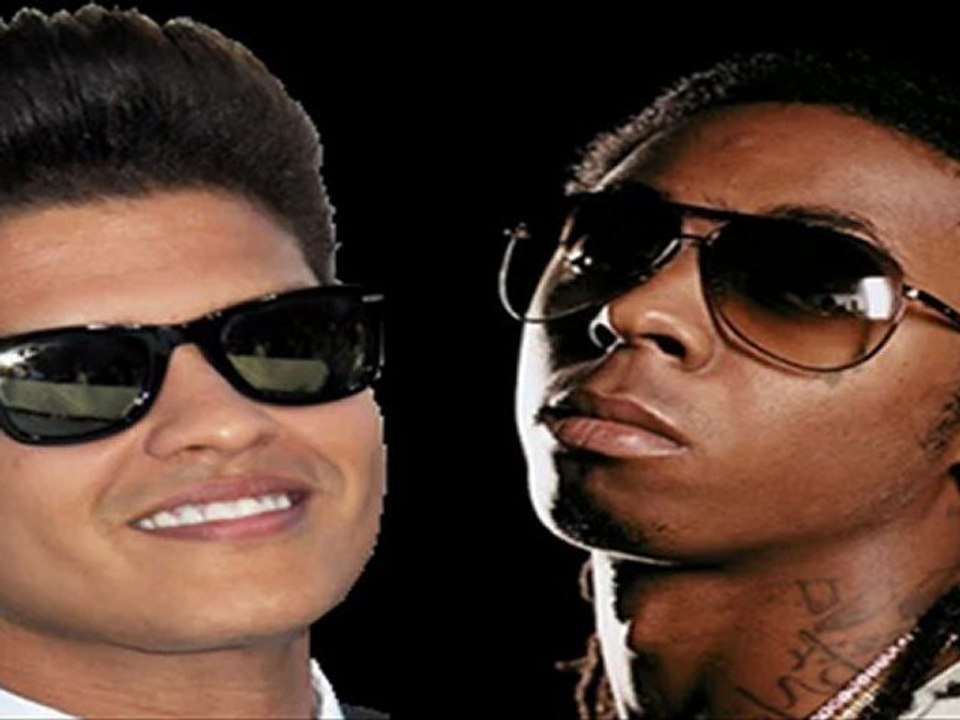 LI'L WAYNE ft BRUNO MARS - MIRROR - OYESAN DINO MAGKASI - MusicVideo with Online Lyrics
