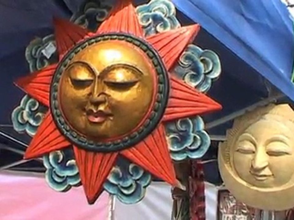 11e Festival Culturel du Tibet & des Peuples de l’Himalaya 10 et 11 septembre 2011. Pagode et bois Vincennes Lac Daumesnil