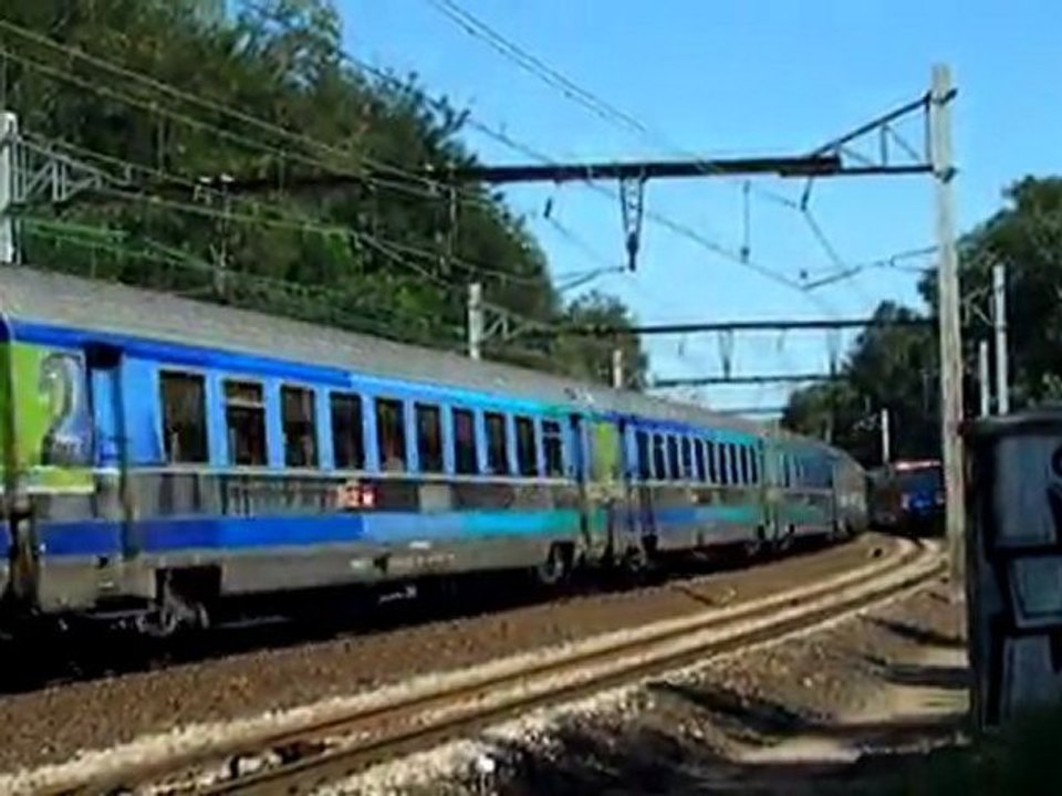 20-08-2011            BB 26000 & train Teoz + Z2N