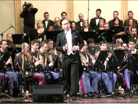 TG 21.12.09 Bari, concerto di Natale Polizia di Stato al Petruzzelli