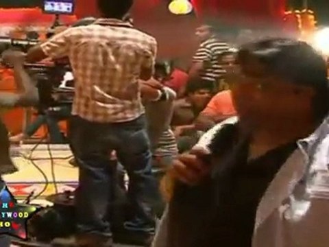 Mallika Sherawats Hot & Sexy Item Song showing her Lusty,Naughty,Erotic& Revealing Moods