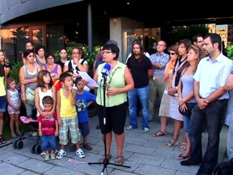 120911 concentracio som escola