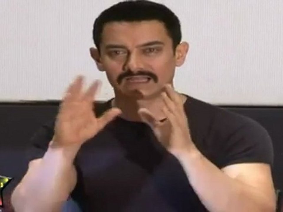 Aamir Khan Says 'Delhi Belly' Is a "Kamina Comedy" Type Of A Film.Must Watch