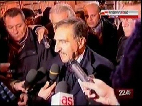 TG 27.01.10 Berlusconi a Palese e Poli Bortone: Fate un passo indietro