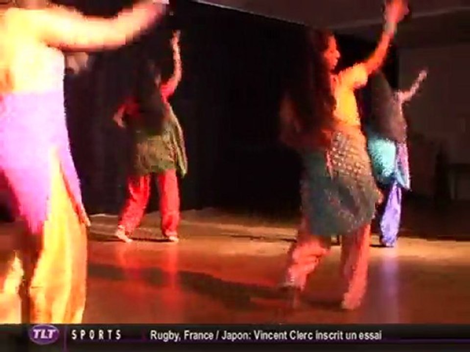 Danse bollywoodienne à la MJC Jacques Prévert de Toulouse